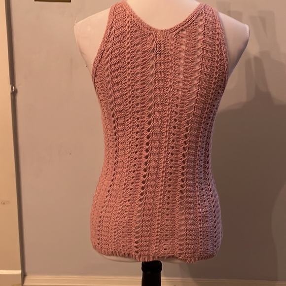 Soft knitted tank - Picture 2 of 3